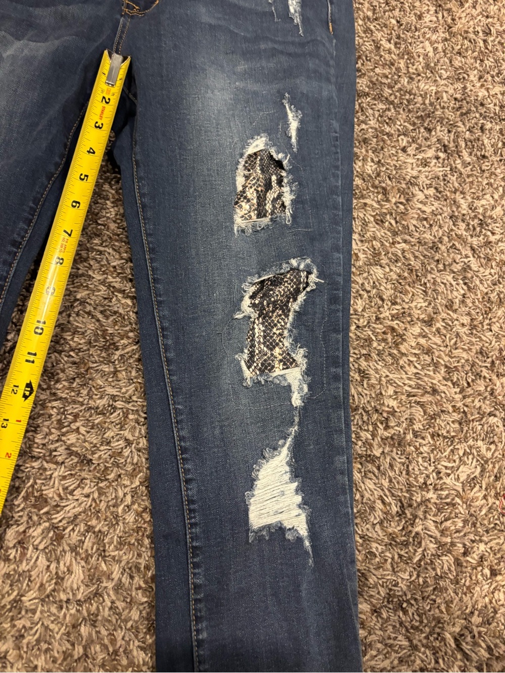 Women's Judy Blue Distressed Skinny Fit Denim Jeans - Picture 6 of 8